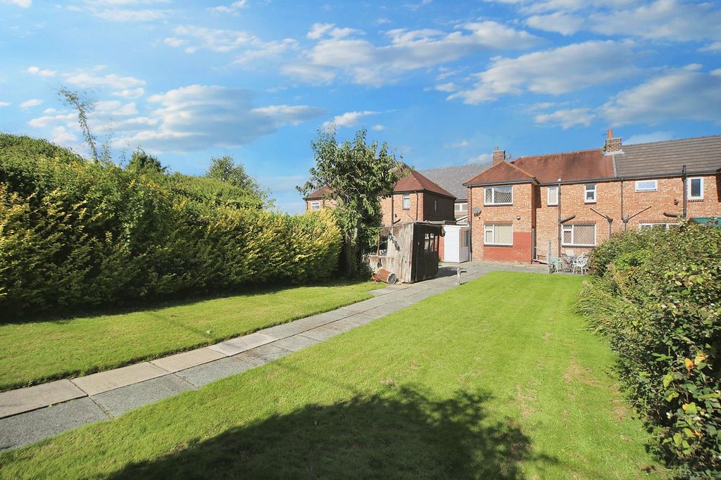 Property photo 2 of 24
