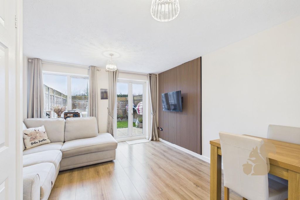 Property photo 2 of 15 Cam01659G0-Pr0665-Still006.Jpg