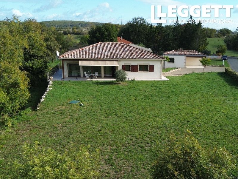 Property photo 2 of 10