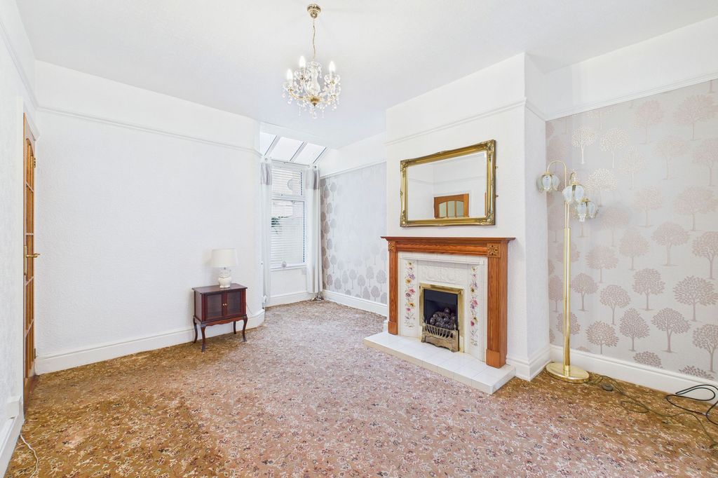 Property photo 2 of 15