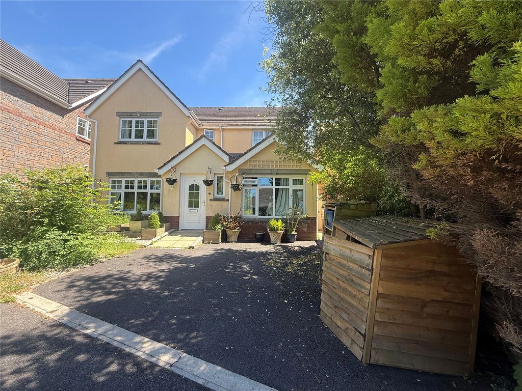 Property photo 1 of 18 Picture No. 32