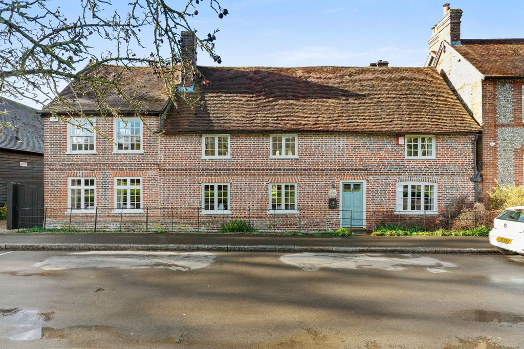 Property photo 1 of 24