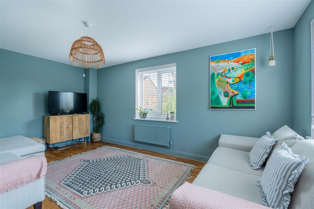 Property photo 3 of 18 Dsc04485-Hdr-Edit.Jpg