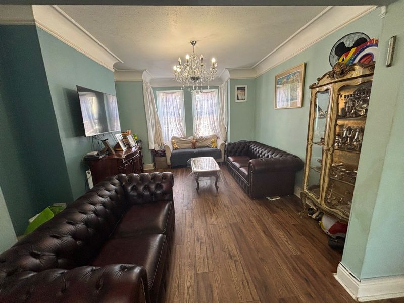 Property photo 2 of 22 Photo 12