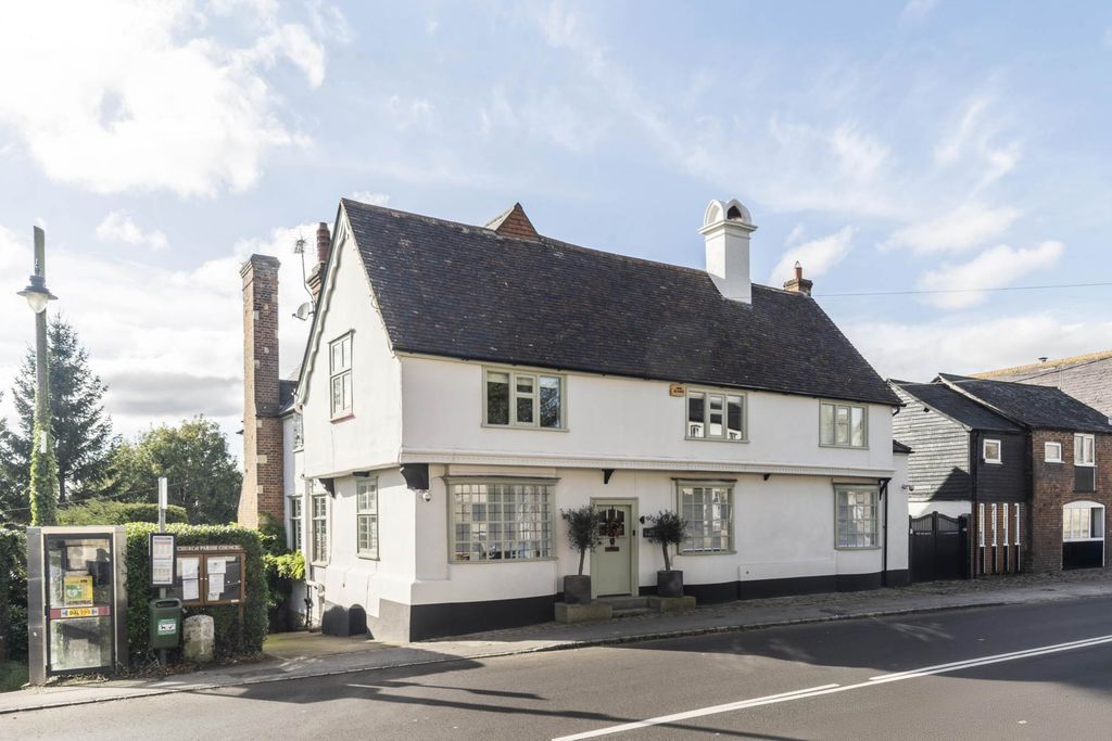 Property photo 1 of 25