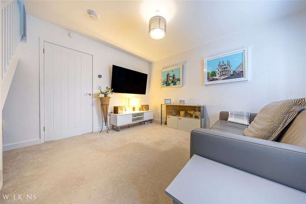 Property photo 2 of 24 Picture No. 19