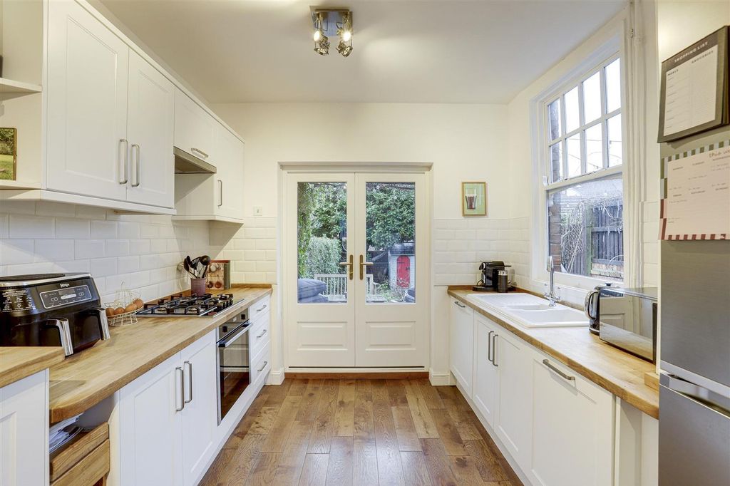 Property photo 3 of 30