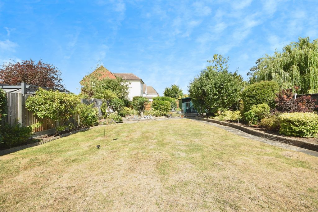 Property photo 3 of 17