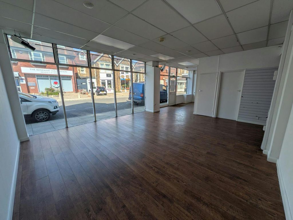 Property photo 2 of 8 9362.Jpg