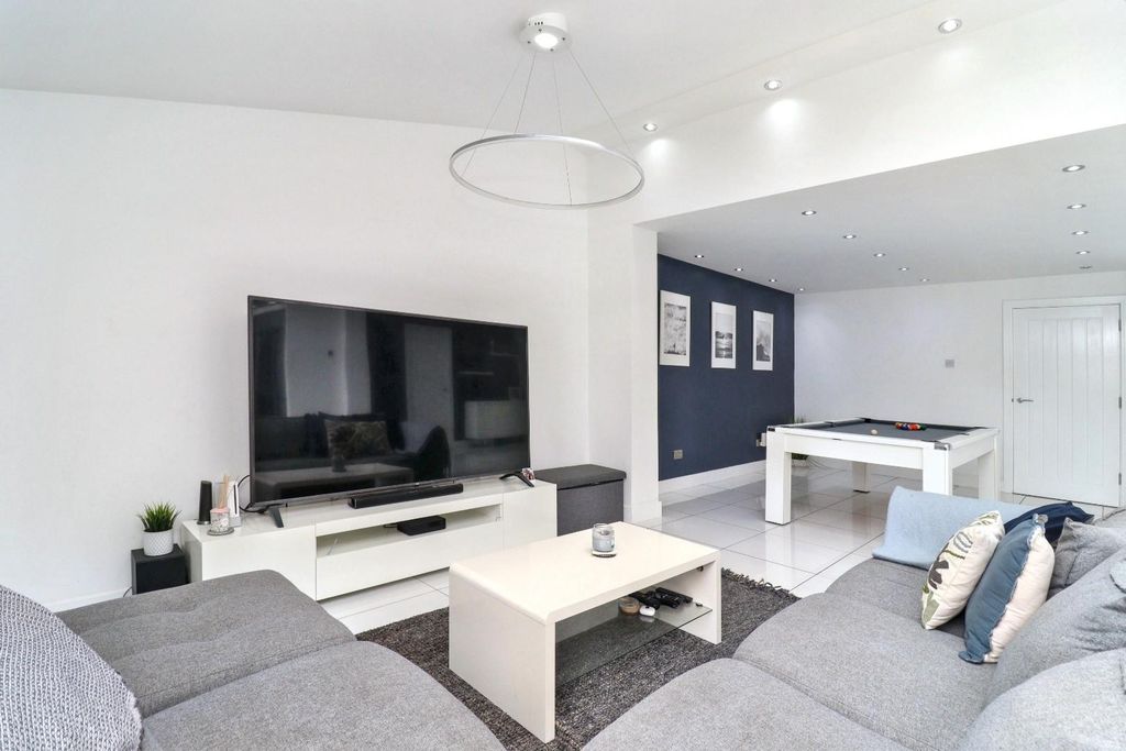 Additional image 10 of 5 bed detached house for saleWainwright Walk, Seaton Carew, Hartlepool TS25