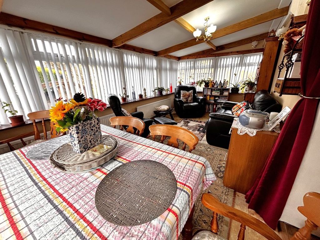 Property photo 3 of 35