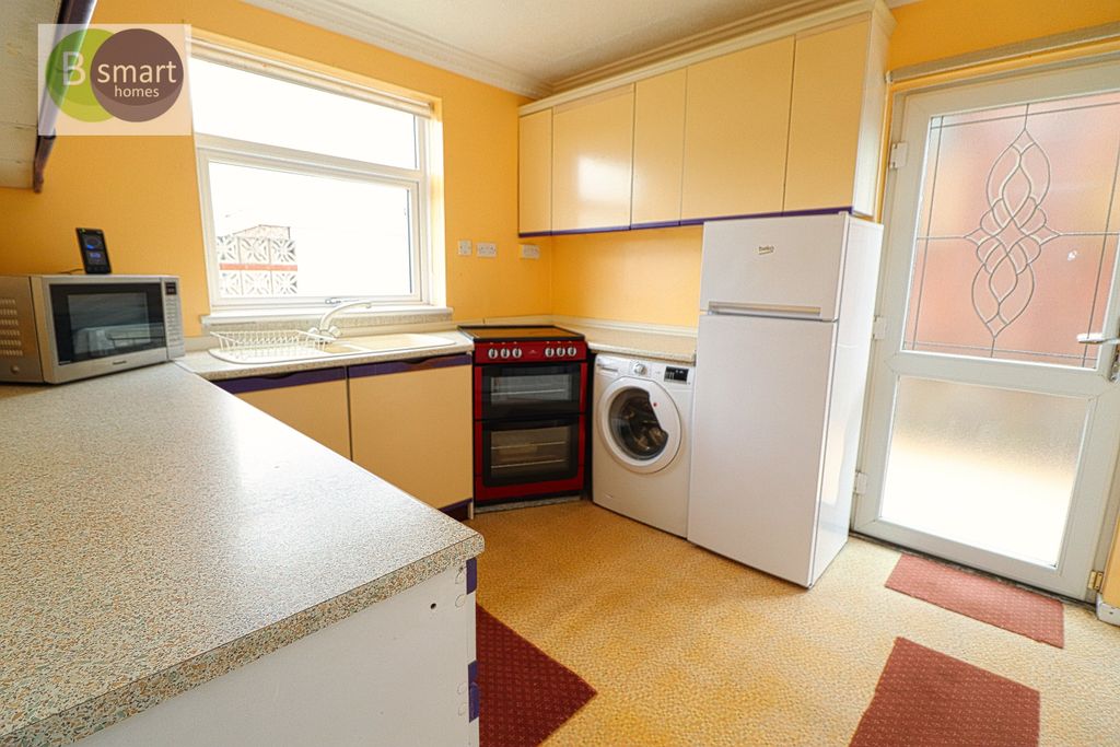 Property photo 3 of 13 Img_3168