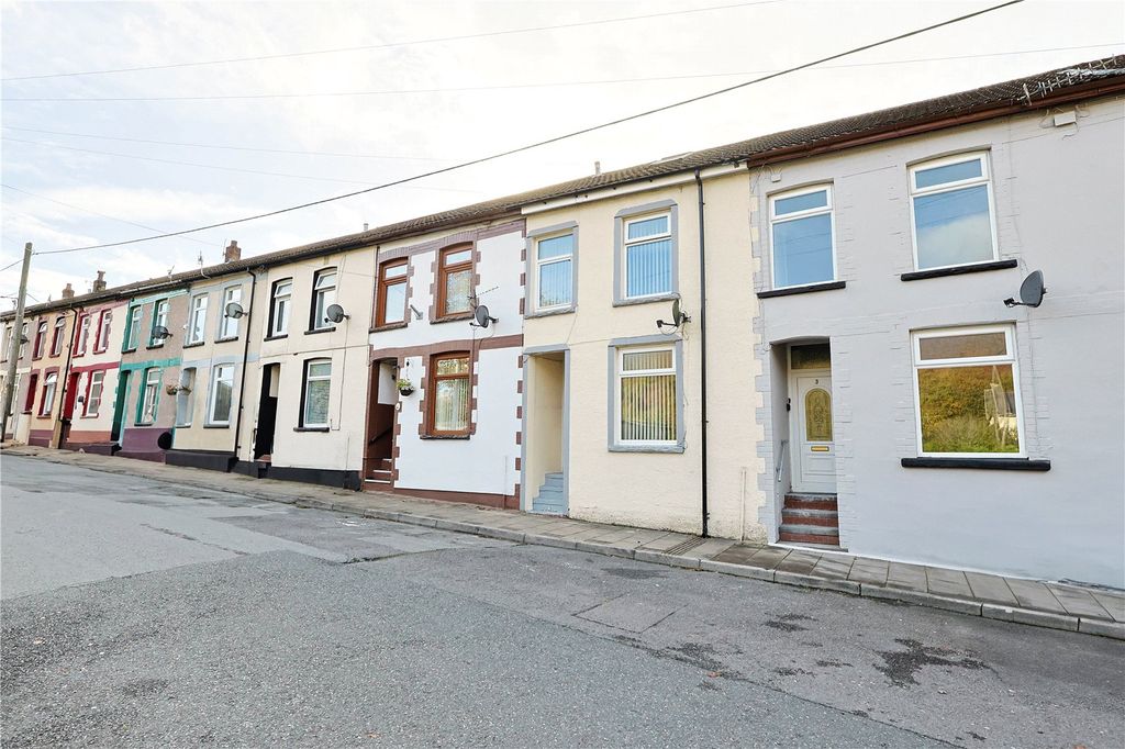 Property photo 2 of 20 Picture No. 02