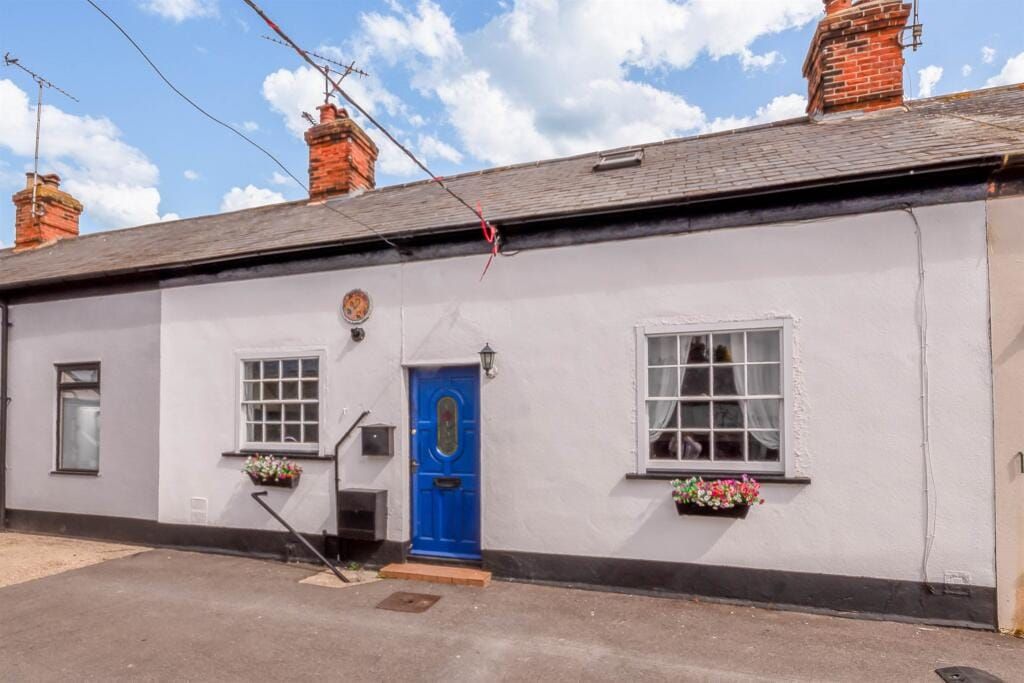 Property photo 1 of 16