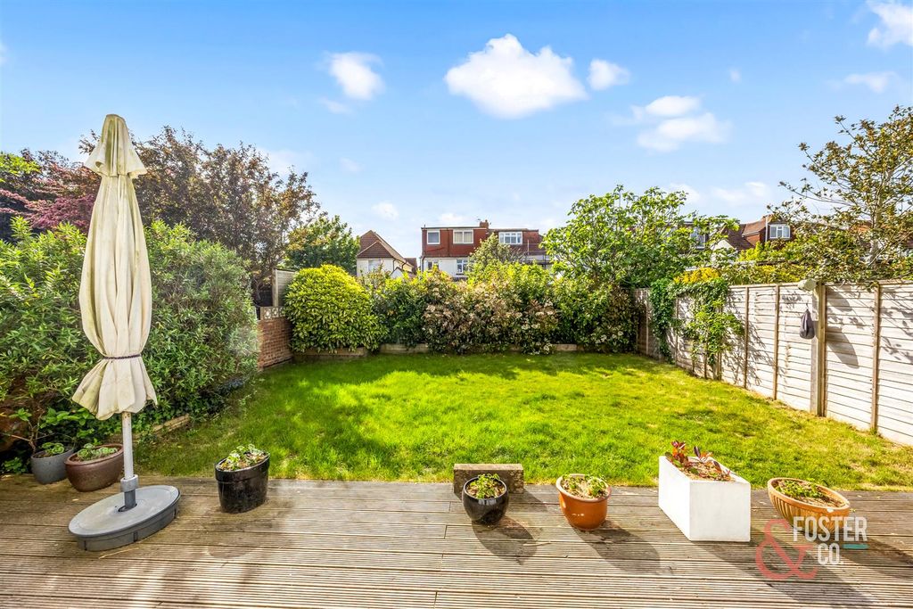 Property photo 3 of 25 Saint Kenya Avenue_4-013.Jpg