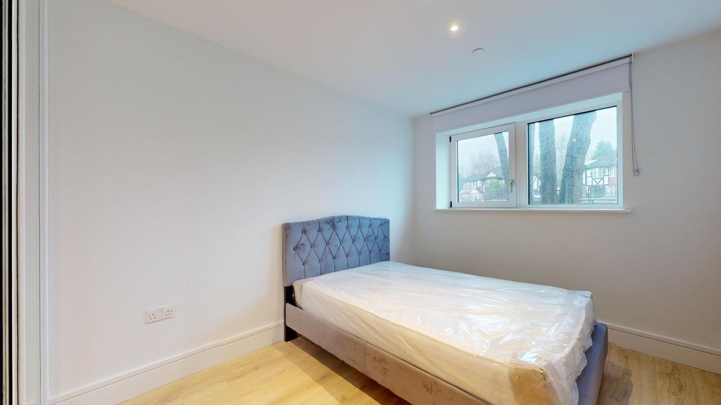 Property photo 3 of 15 Bedroom