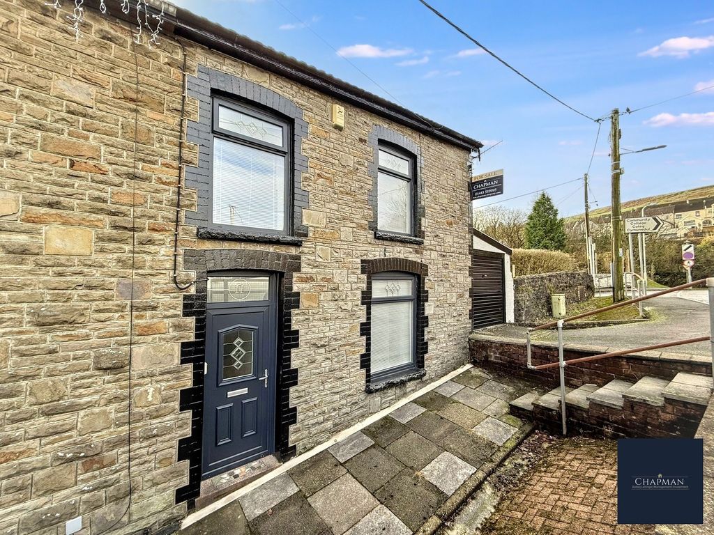 Property photo 2 of 29