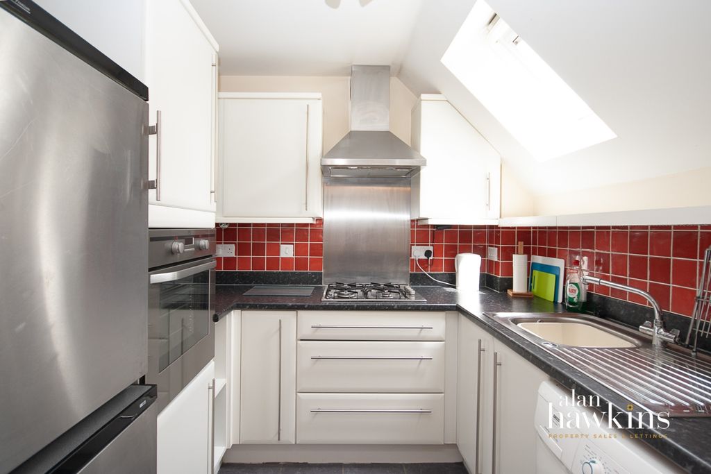 Property photo 2 of 8 Img_7508