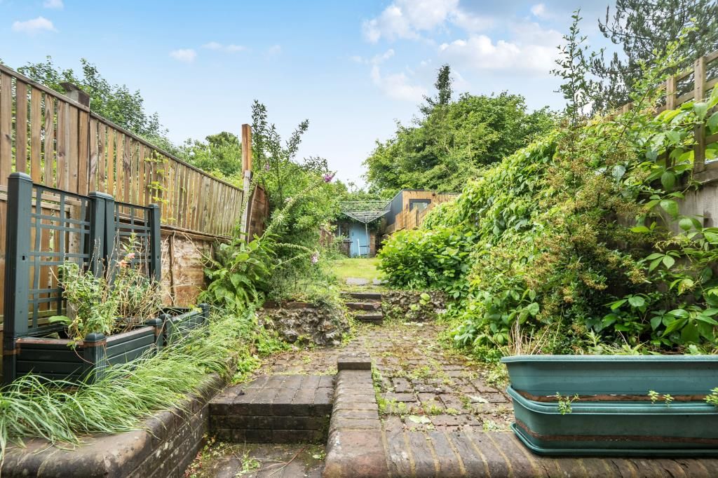 Property photo 2 of 21 Garden