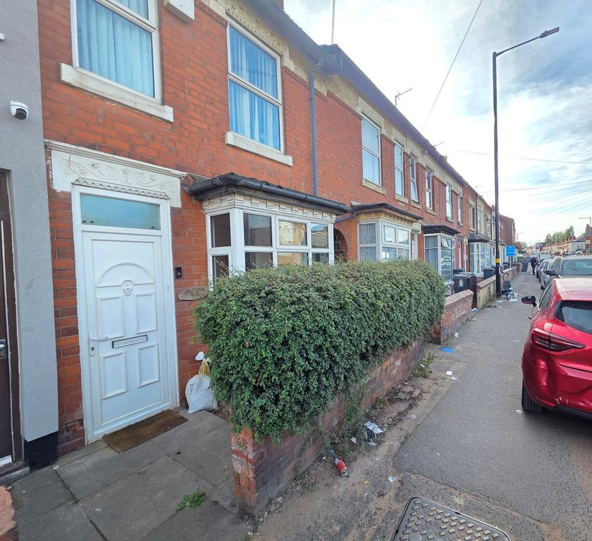 Property photo 1 of 17 2 Bedroom Terraced House - For Sale