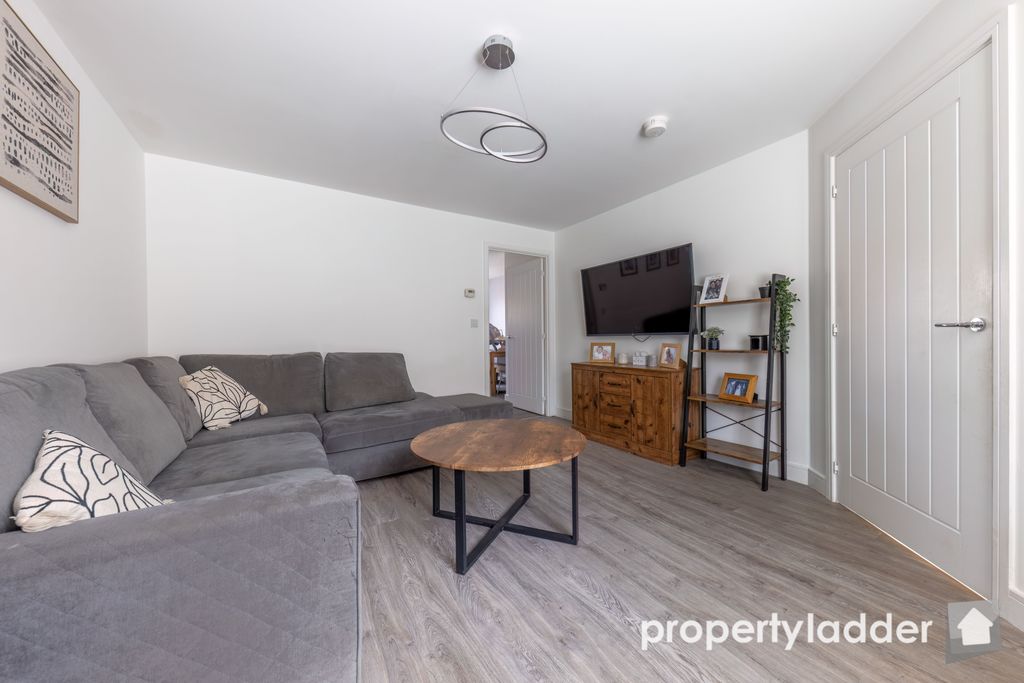 Property photo 3 of 18 Pl-2