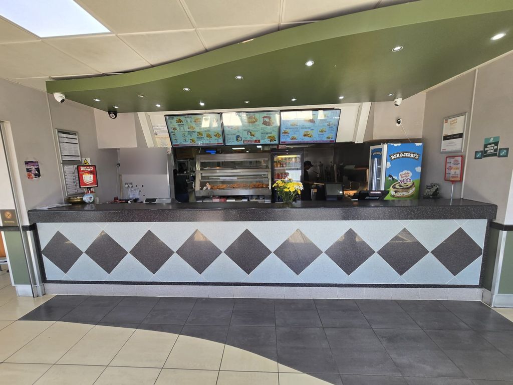 Property photo 1 of 1 Commercial Property For Sale, Southend-On-Sea Ss2