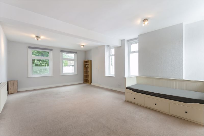 Property photo 1 of 7 Lounge/ Dining Room