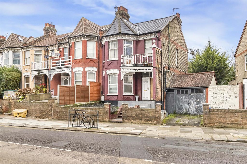 Property photo 3 of 10 1_43981.Jpg