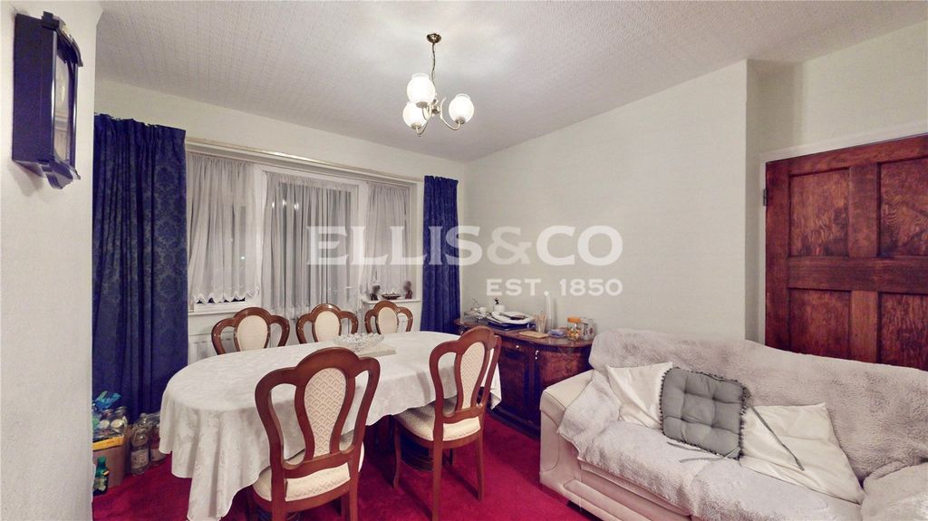 Property photo 3 of 10 Picture No. 27