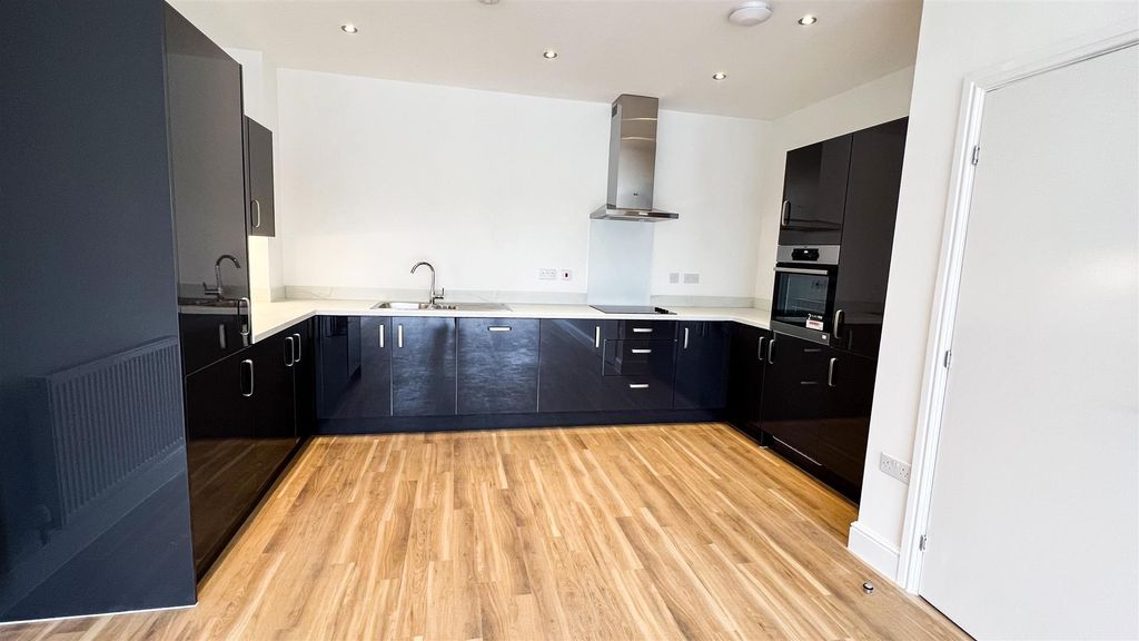 Property photo 2 of 9 Kitchen De Hav.Jpg