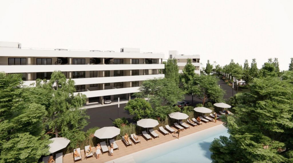 Property photo 1 of 3