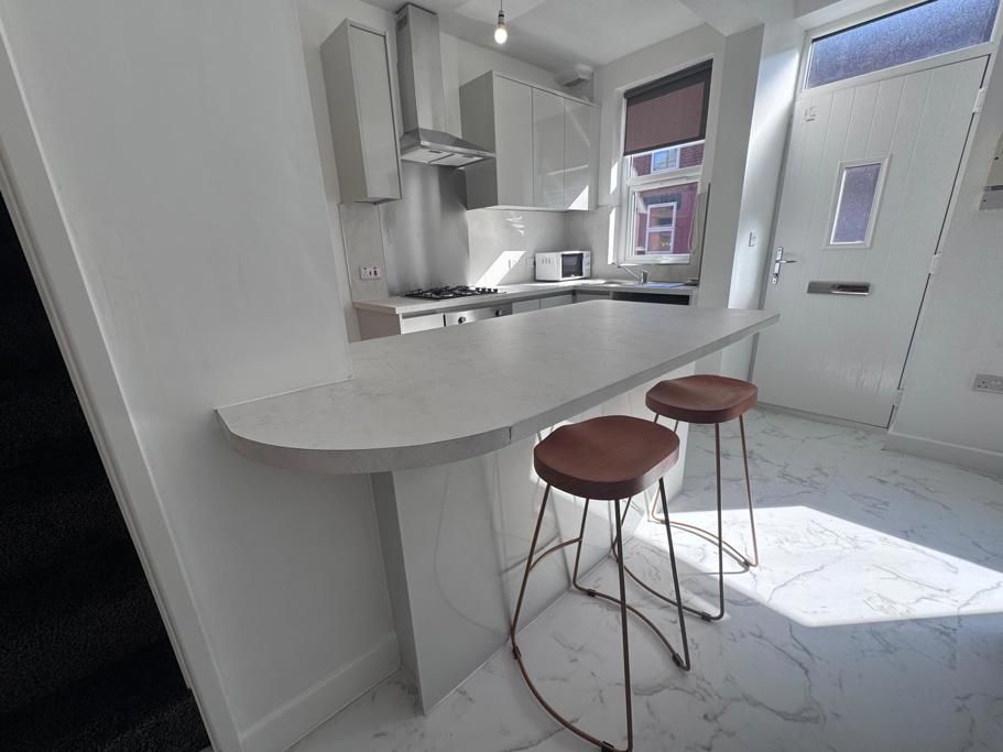 Property photo 1 of 8 Jpg