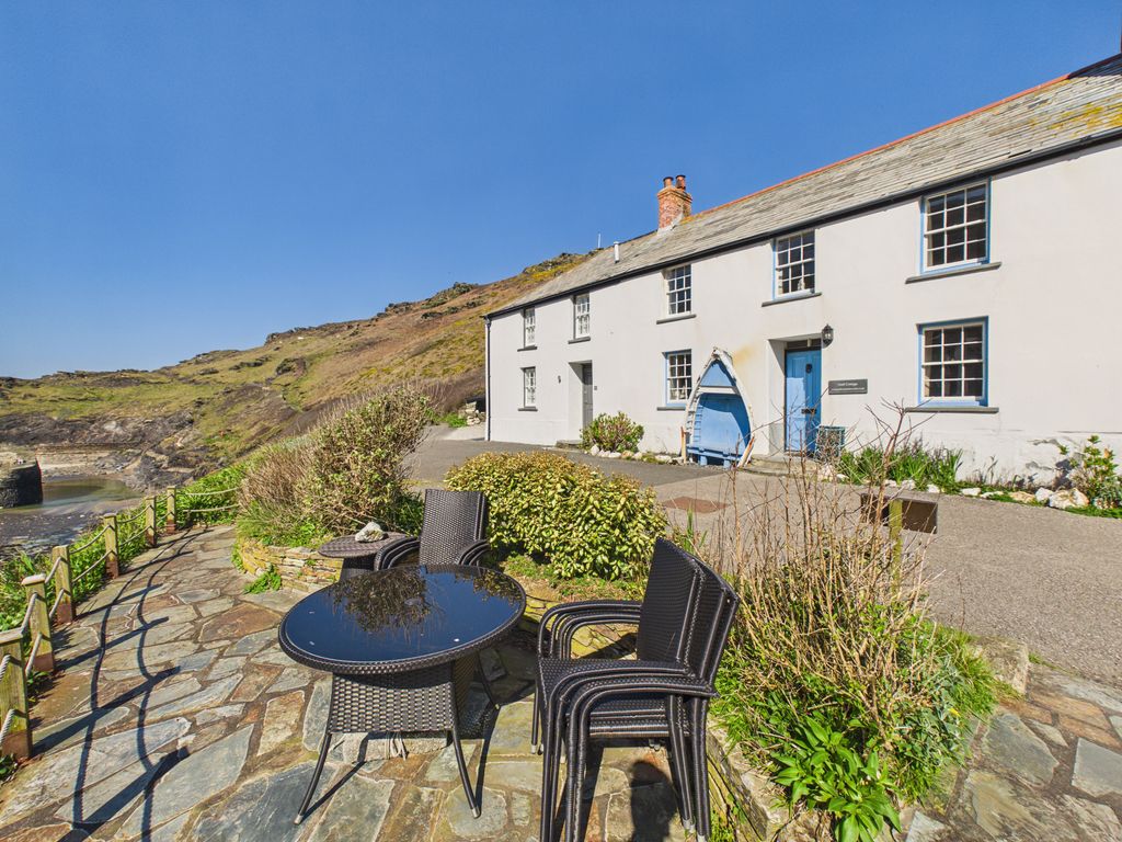 Property photo 2 of 22