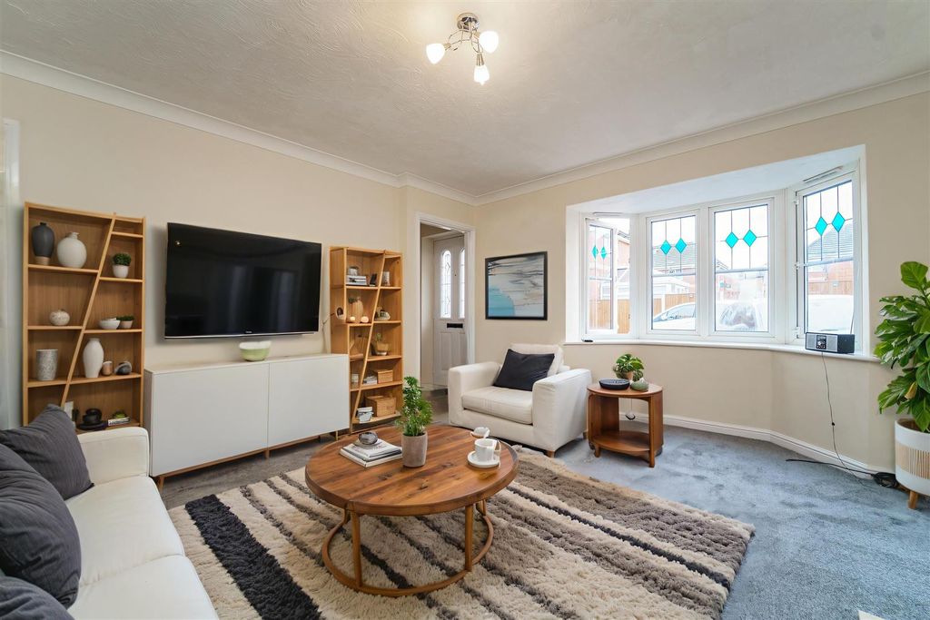 Property photo 3 of 20 Dsc03010 - 0.Jpg