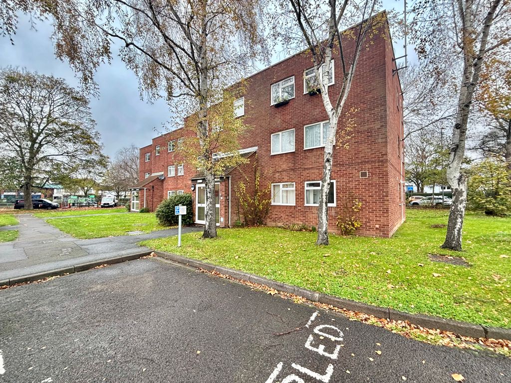 Property photo 1 of 6