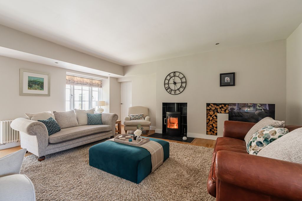 Property photo 2 of 39 Property Image 2