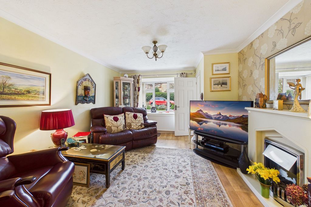 Property photo 3 of 15