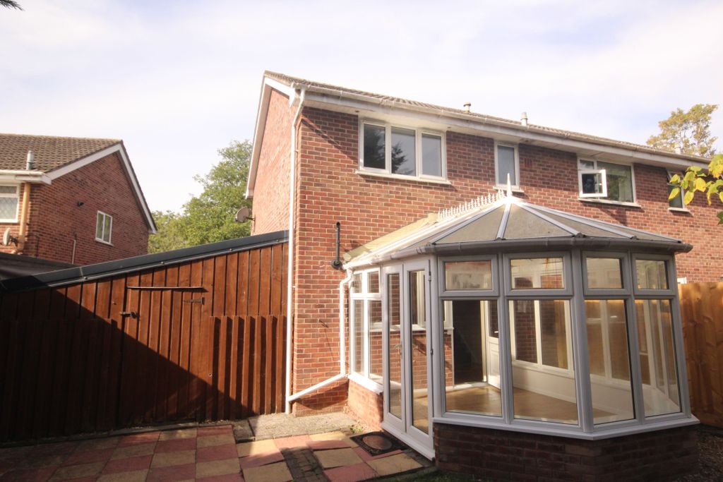 Property photo 2 of 9