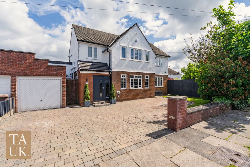 Property photo 1 of 22