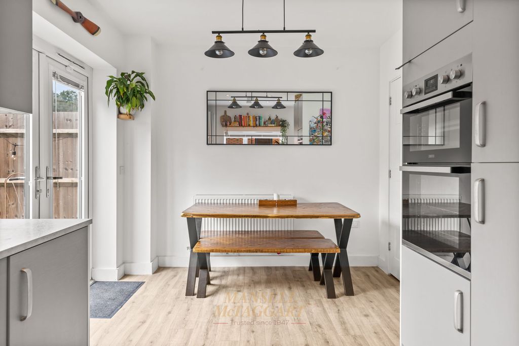 Property photo 1 of 25