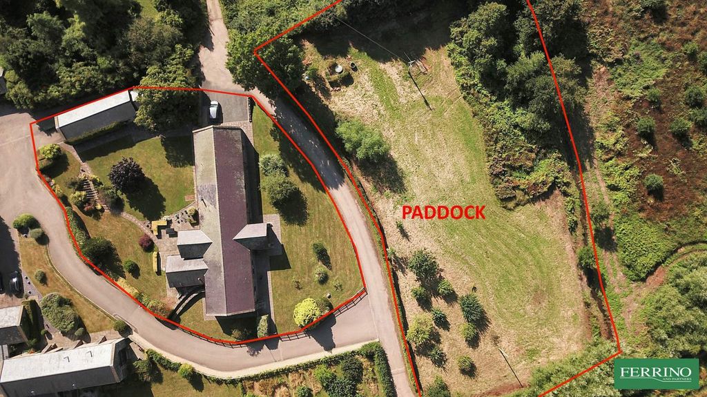 Property photo 2 of 32 Boundary
