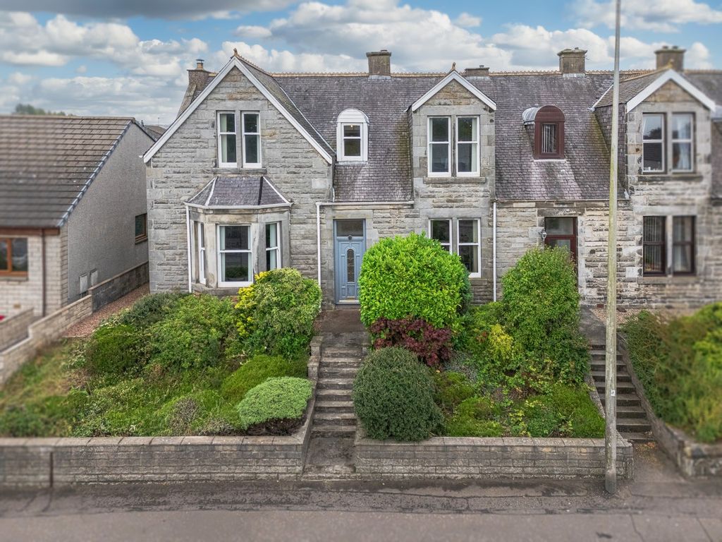 Property photo 1 of 44