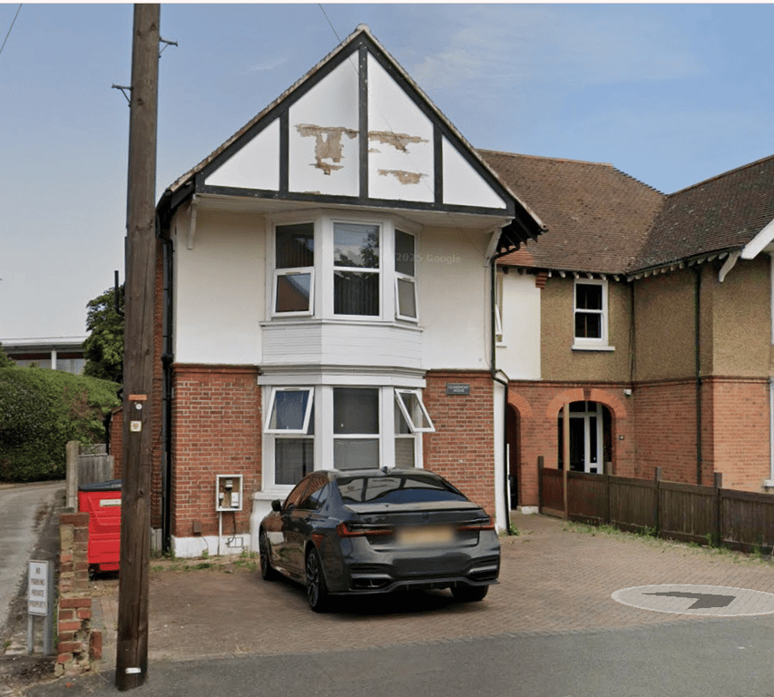 Property photo 1 of 6