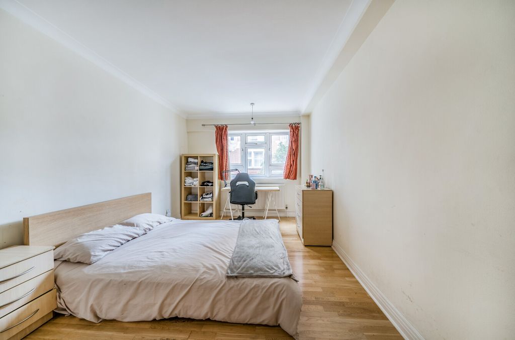 Property photo 3 of 9