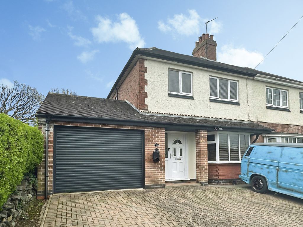 Property photo 1 of 2