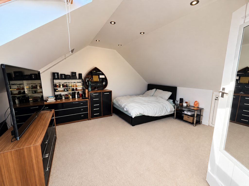 Property photo 2 of 5
