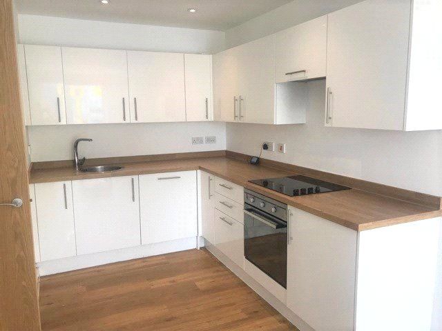 Property photo 2 of 10 Kitchen