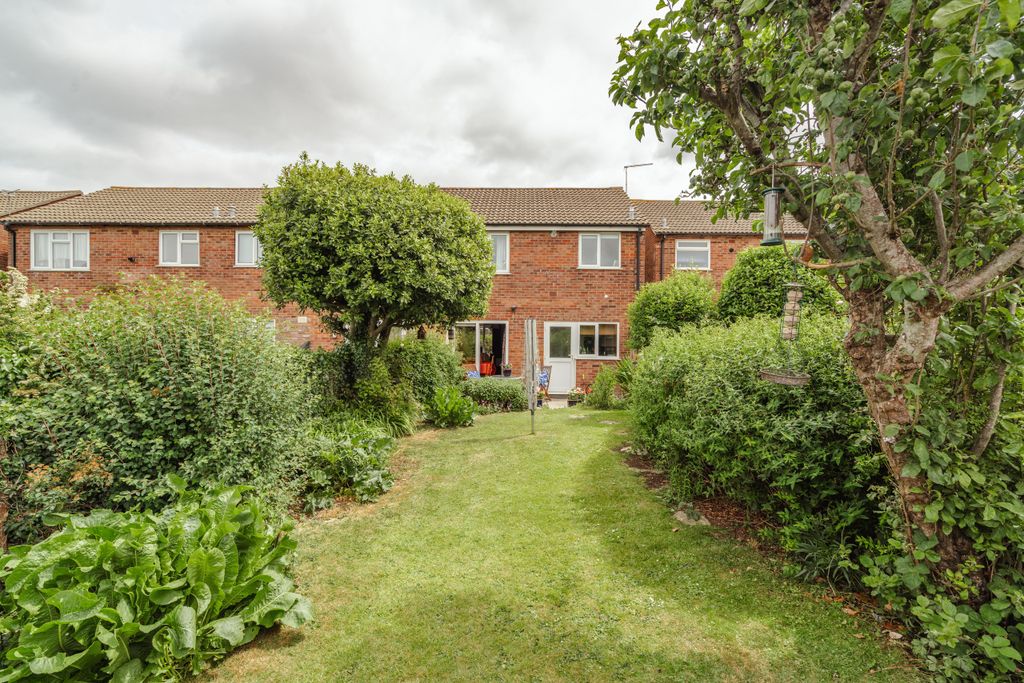 Property photo 2 of 16 15