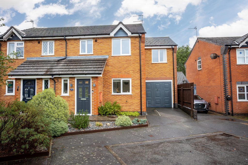 Property photo 1 of 31