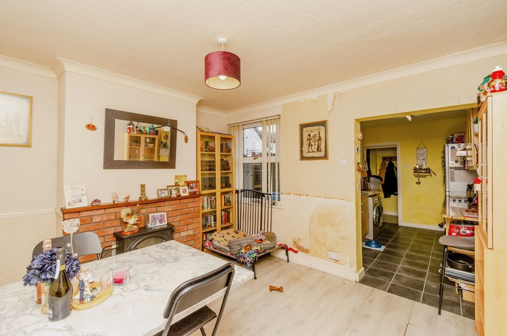 Property photo 2 of 16 Photography